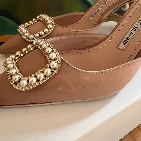 Manolo Blahnik Pearl Fabetamu Mule 38.5 - Picture 8 of 15